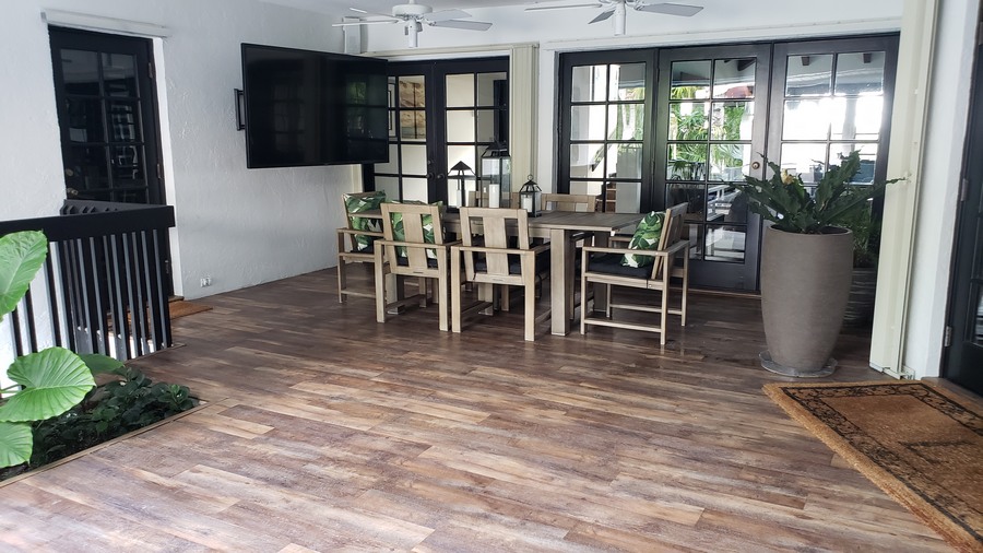 Front Patio Dining area